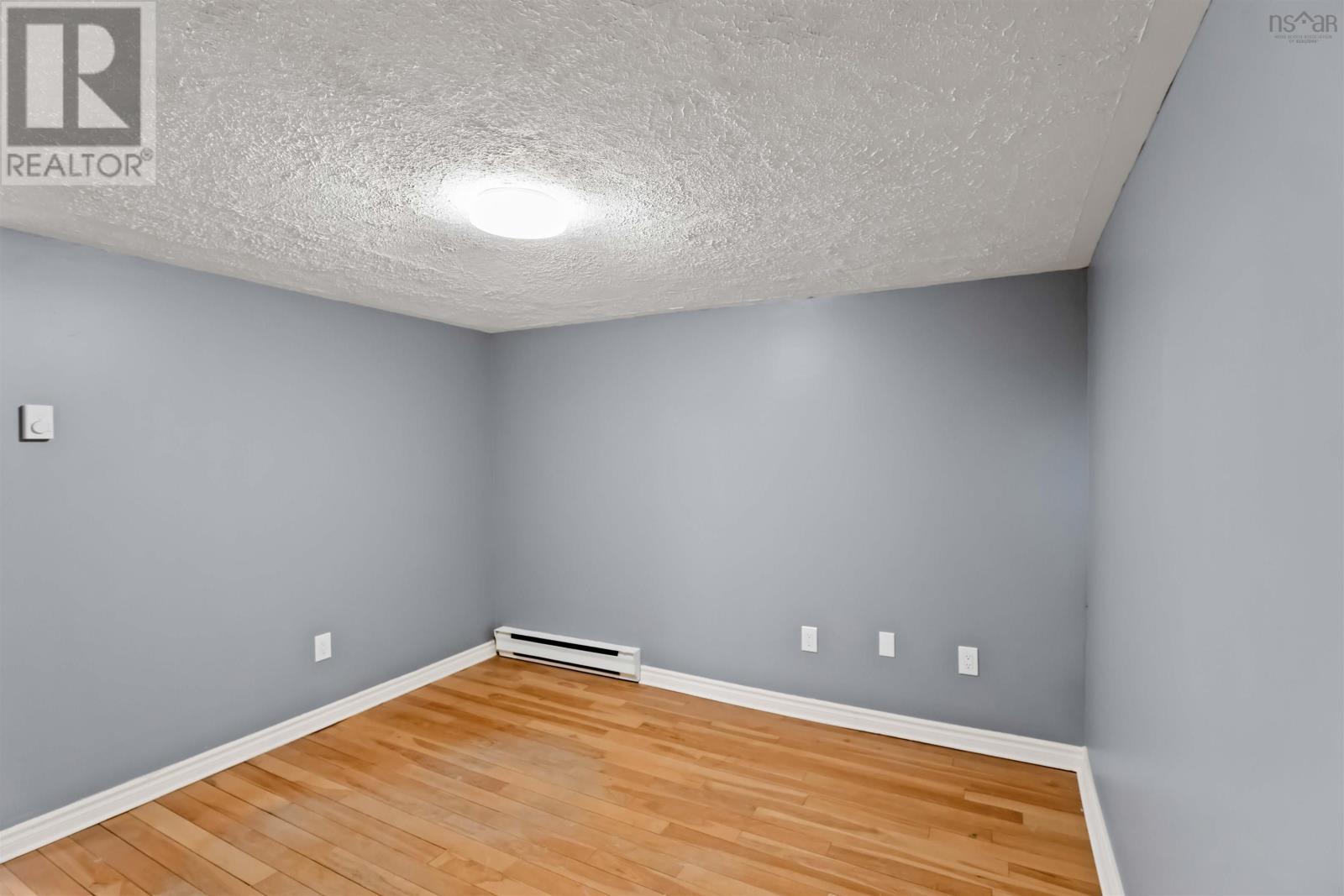 Property 27 of 49 of 21 Sherry Avenue