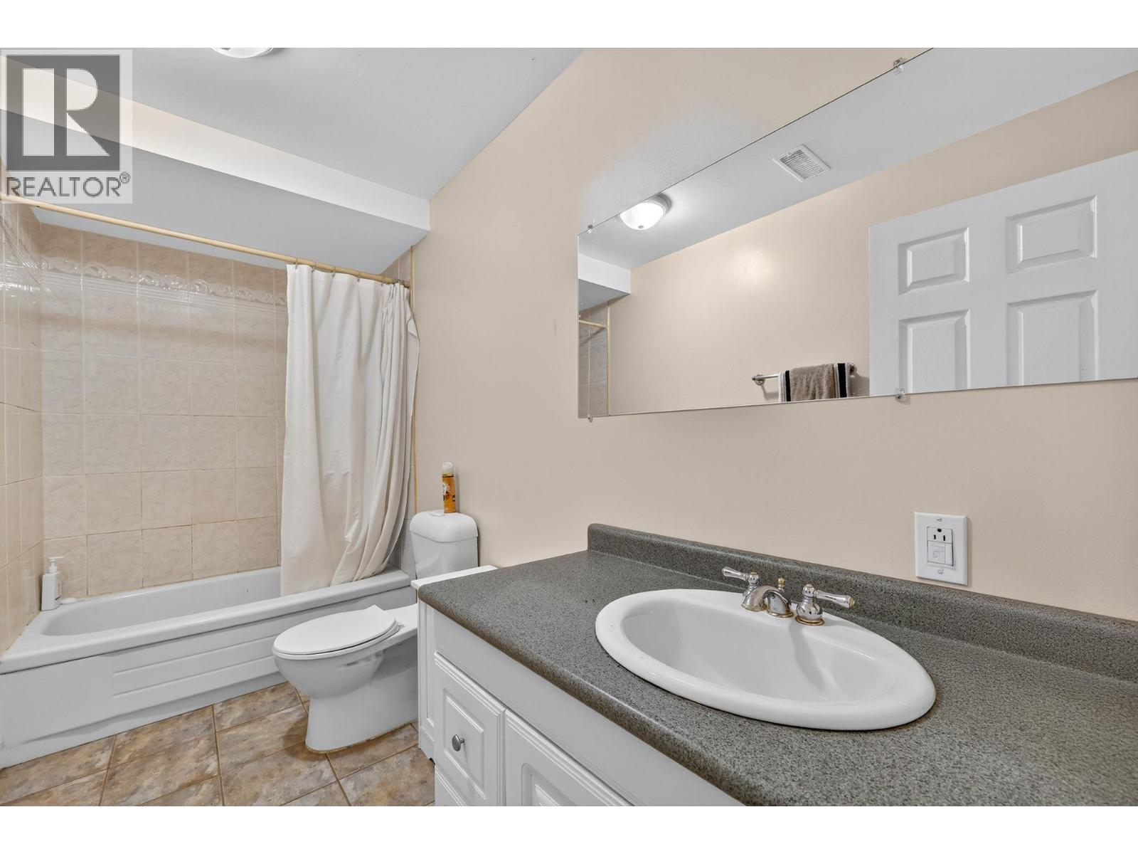  8949 122nd Avenue, Osoyoos