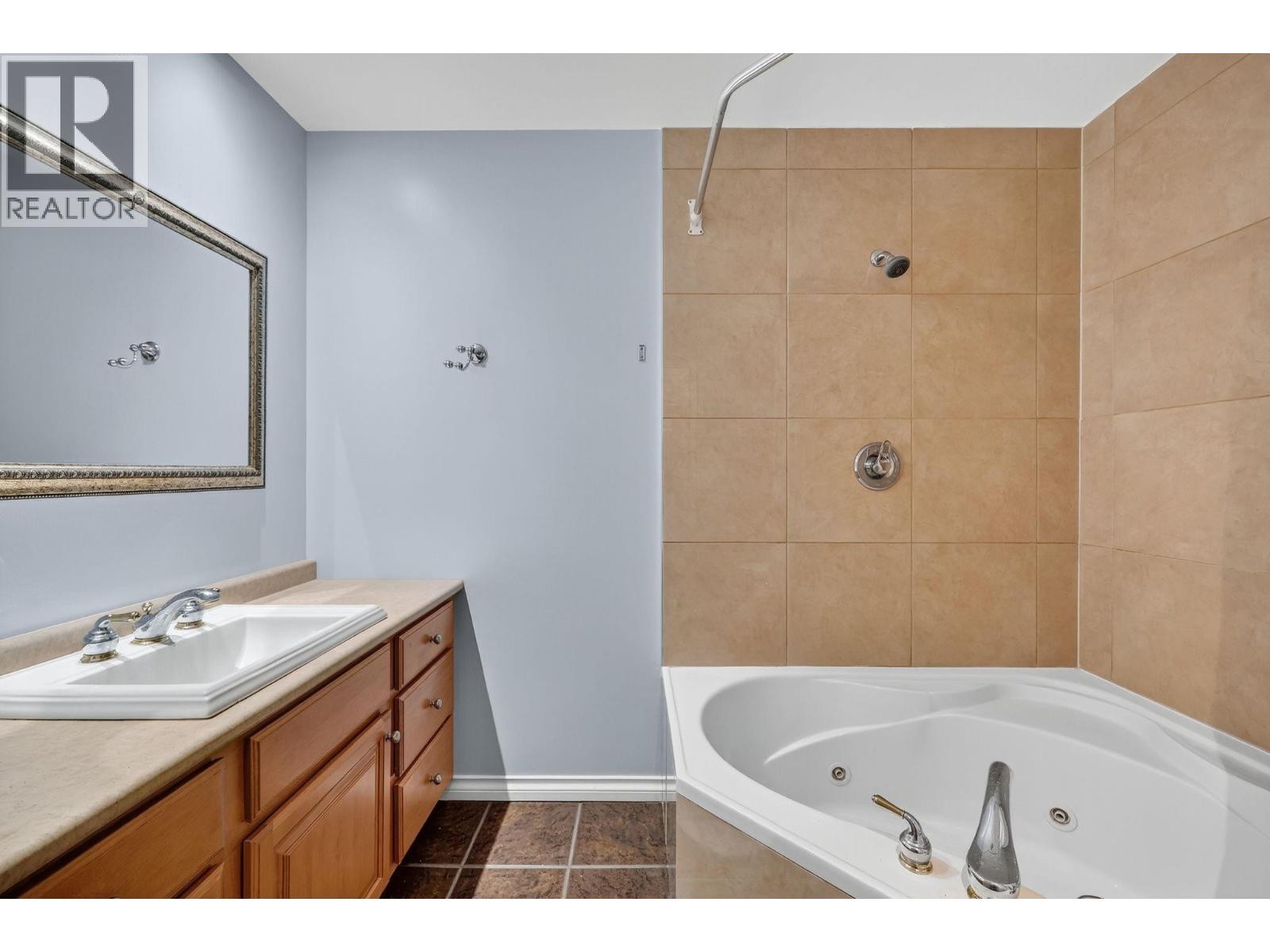  8949 122nd Avenue, Osoyoos