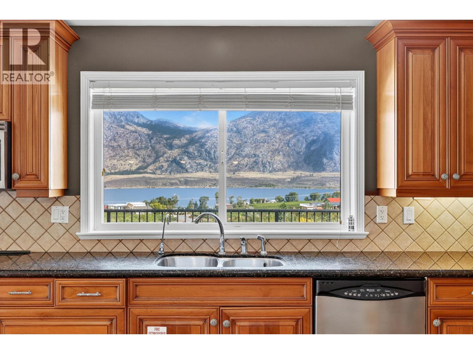  8949 122nd Avenue, Osoyoos