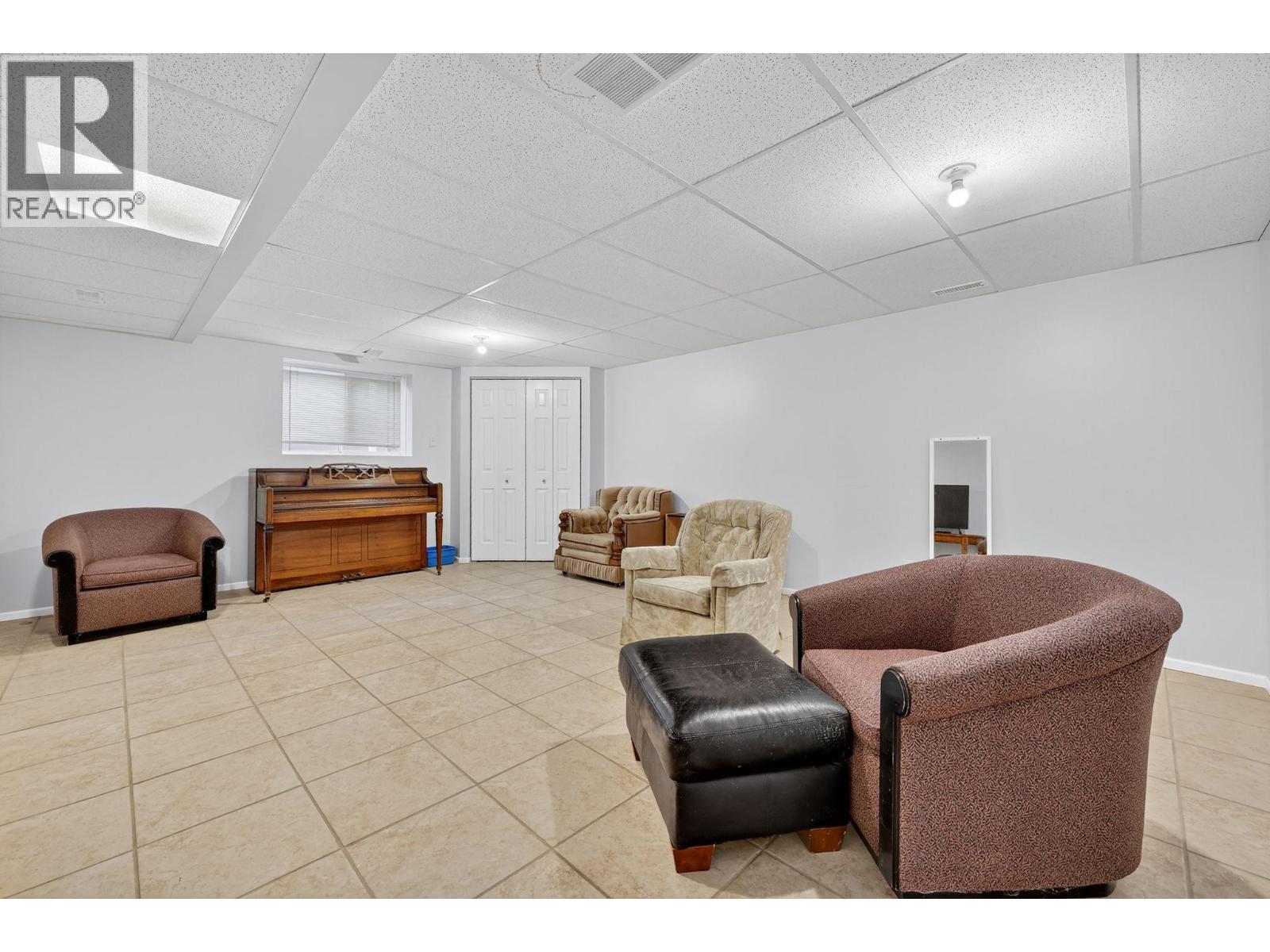  8949 122nd Avenue, Osoyoos