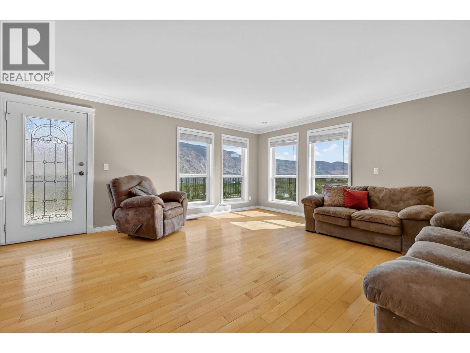  8949 122nd Avenue, Osoyoos