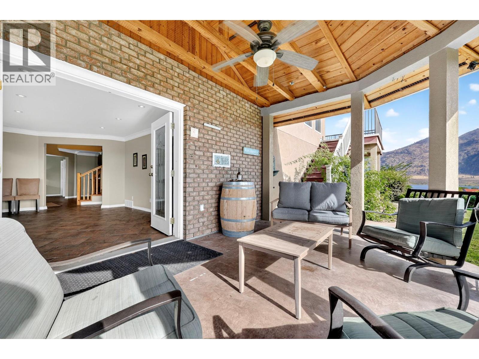  8949 122nd Avenue, Osoyoos