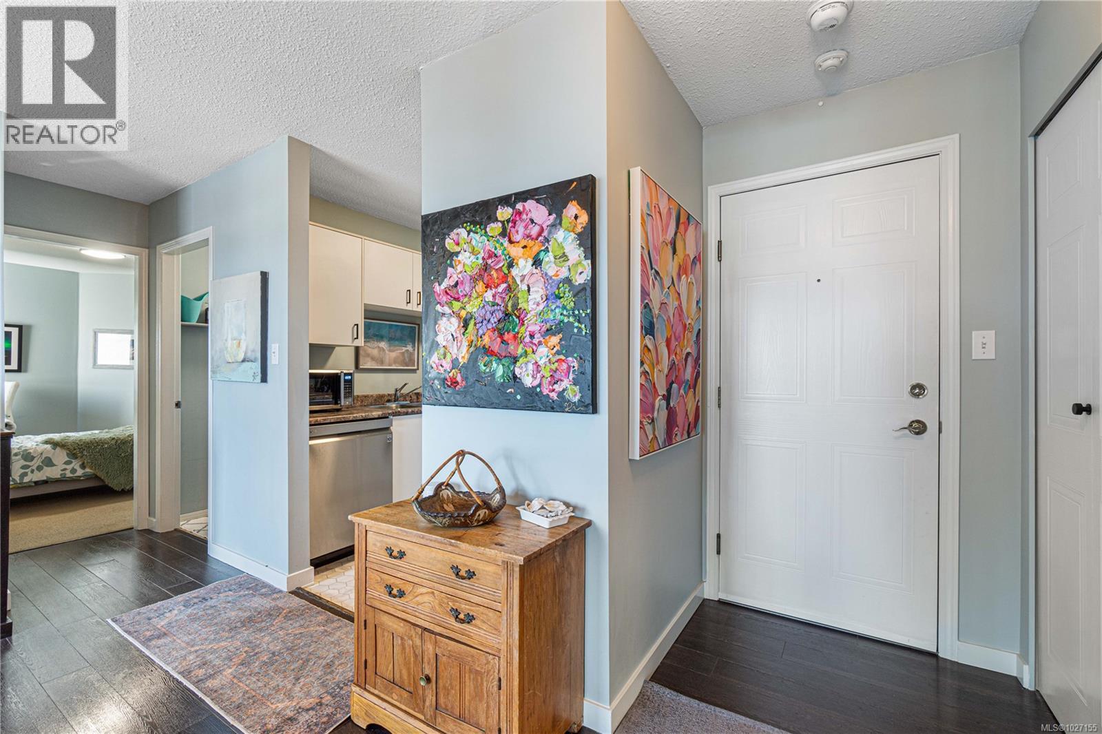 405 240 Milton St, Nanaimo