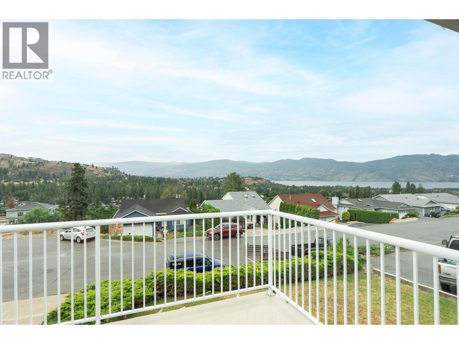  3052 Ensign Way, West Kelowna