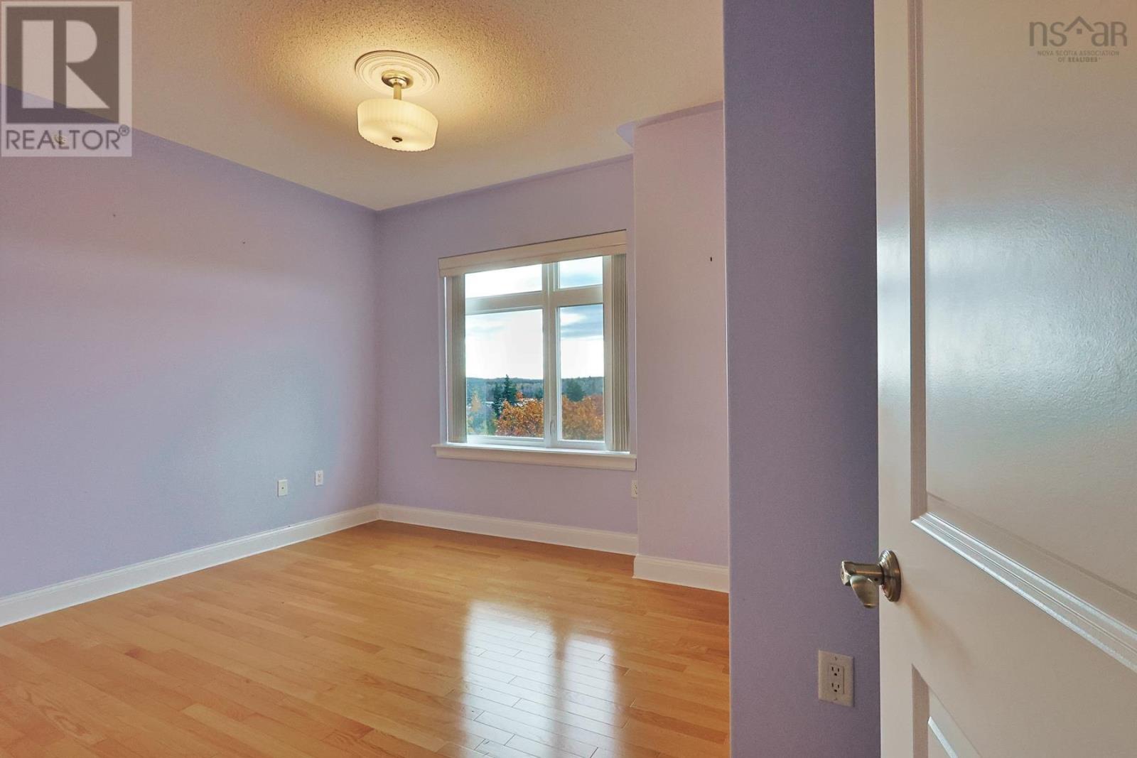 Property 24 of 29 of 205 60 Walter Havill Drive