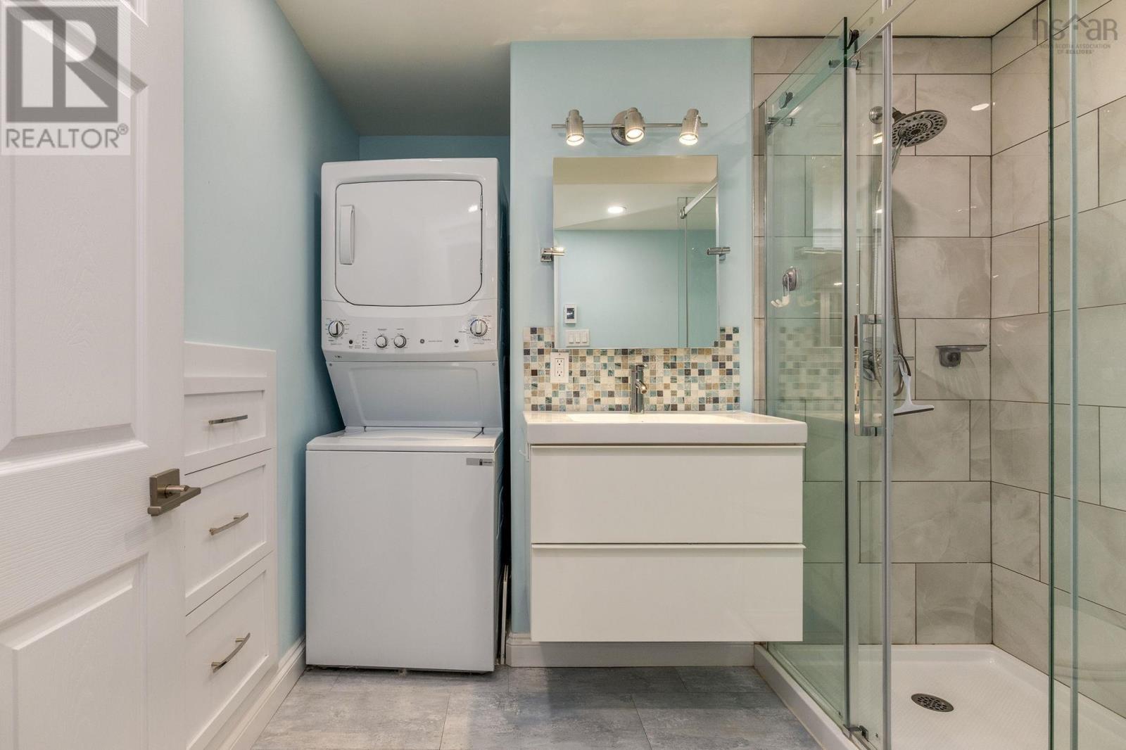 Property 39 of 49 of 23 Lakeshore Park Terrace