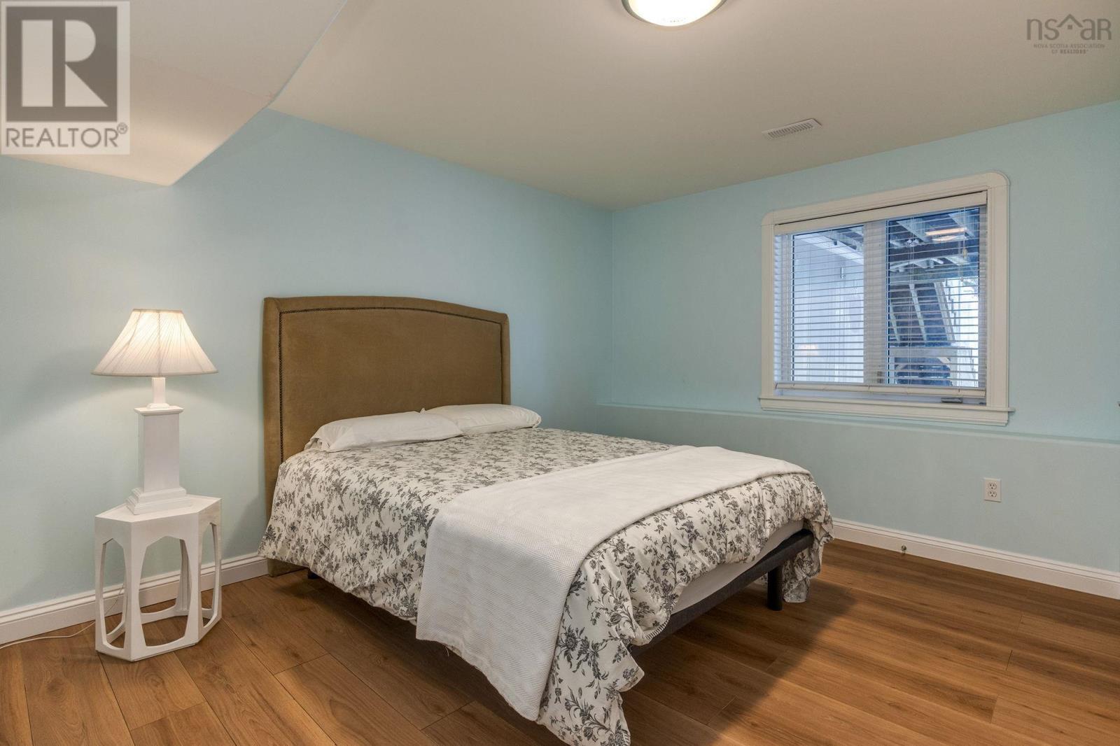 Property 37 of 49 of 23 Lakeshore Park Terrace