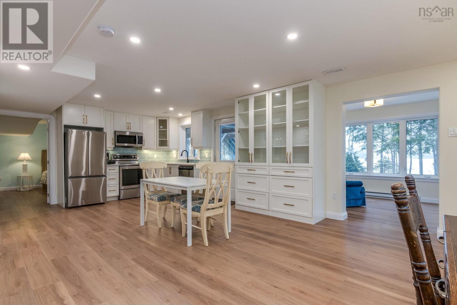 Property 31 of 49 of 23 Lakeshore Park Terrace