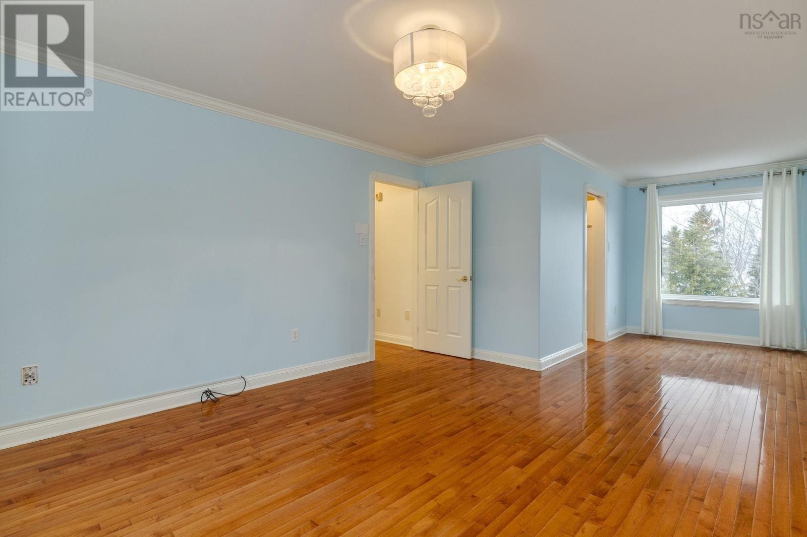 Property 18 of 49 of 23 Lakeshore Park Terrace