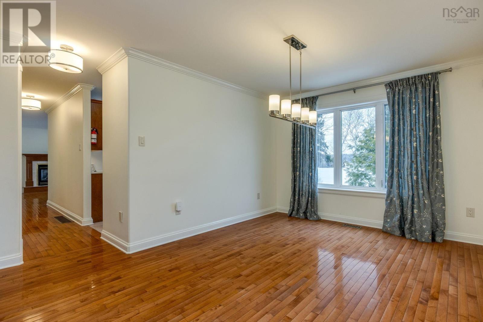 Property 8 of 49 of 23 Lakeshore Park Terrace