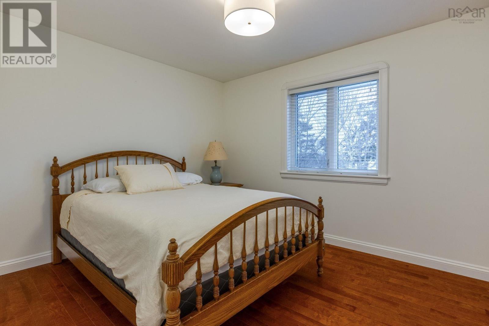 Property 22 of 49 of 23 Lakeshore Park Terrace