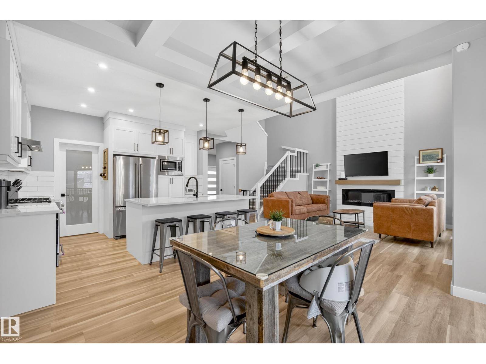 1272 PEREGRINE TC NW - Photo 2 of 49, Edmonton, Alberta