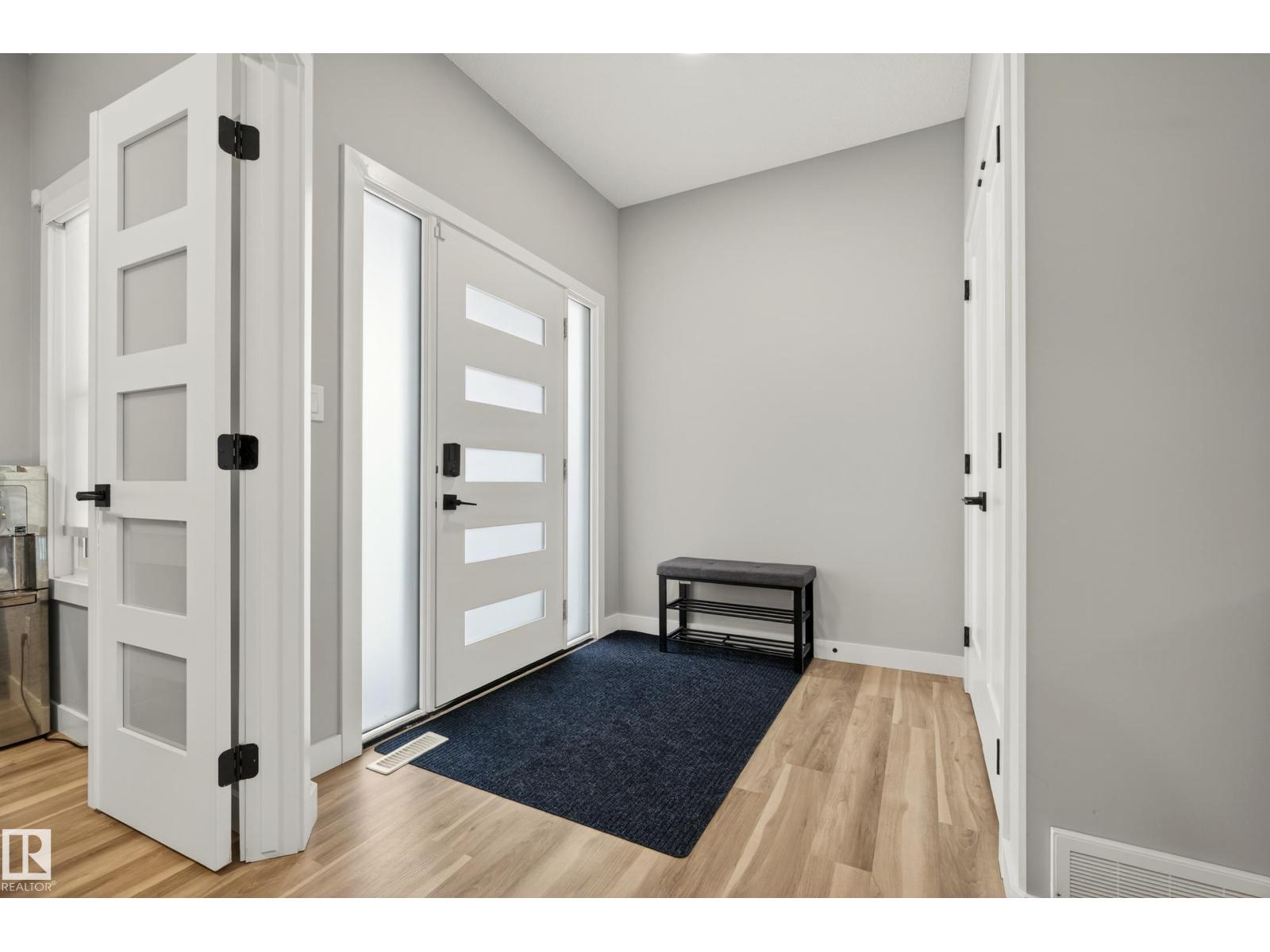 1272 PEREGRINE TC NW - Photo 4 of 49, Edmonton, Alberta