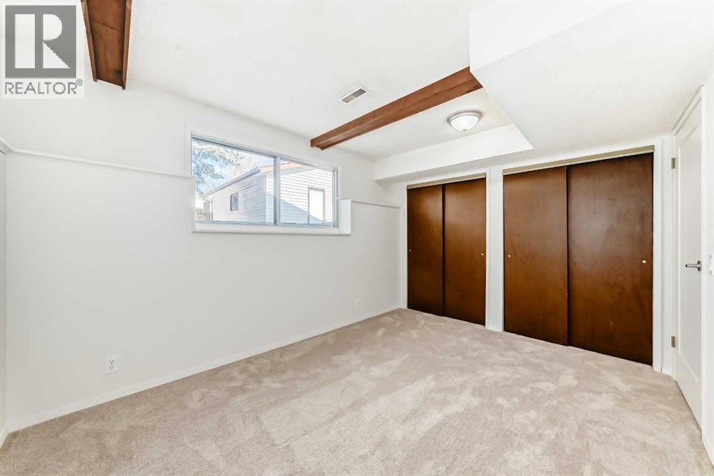 Single Family House 3 Level for Sale in  Cedarwood Place SW Cedarbrae Calgary 