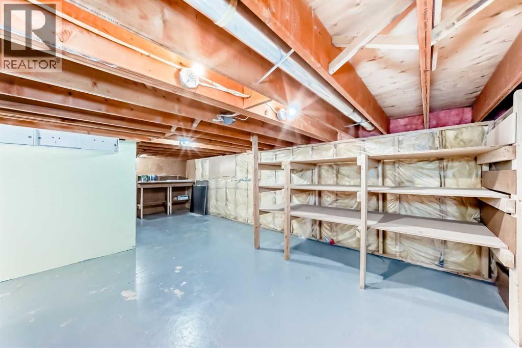 Single Family House 3 Level for Sale in  Cedarwood Place SW Cedarbrae Calgary 