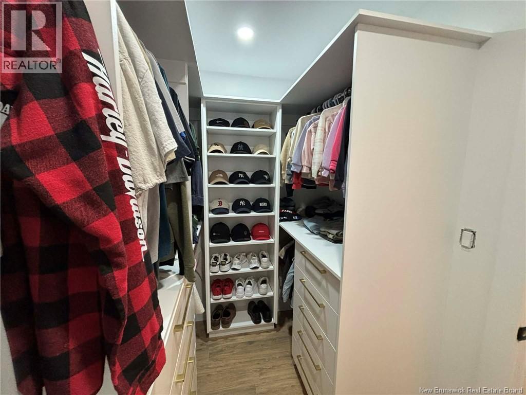 2 Belanger Street - 21