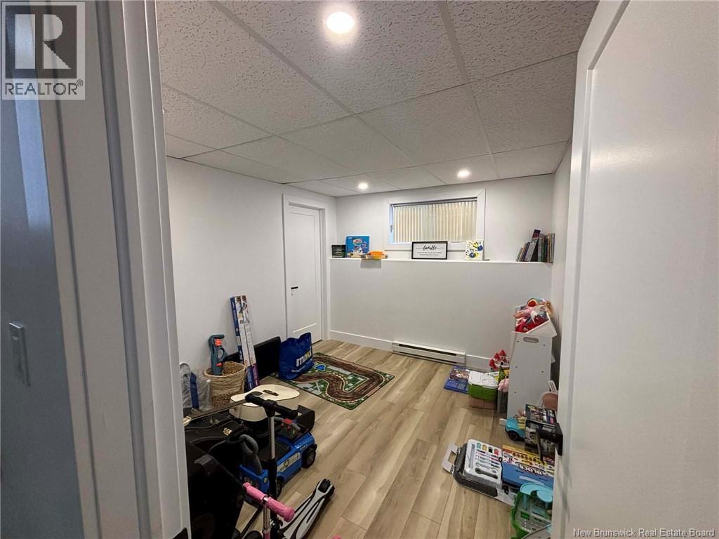 2 Belanger Street - 23