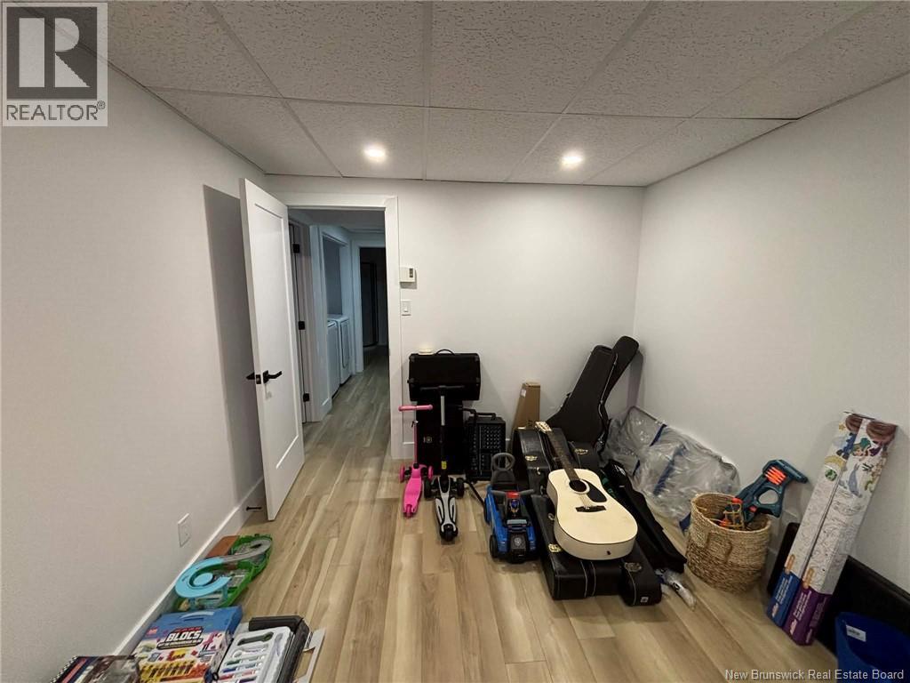 2 Belanger Street - 24