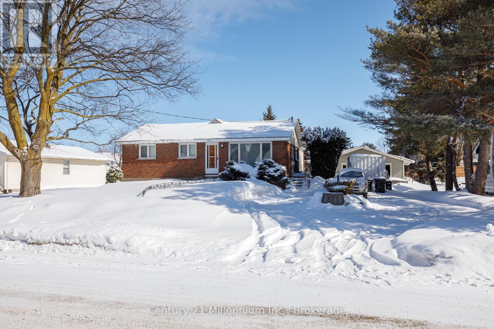 112 NIAGARA STREET - Photo 3 of 38, Collingwood, Ontario