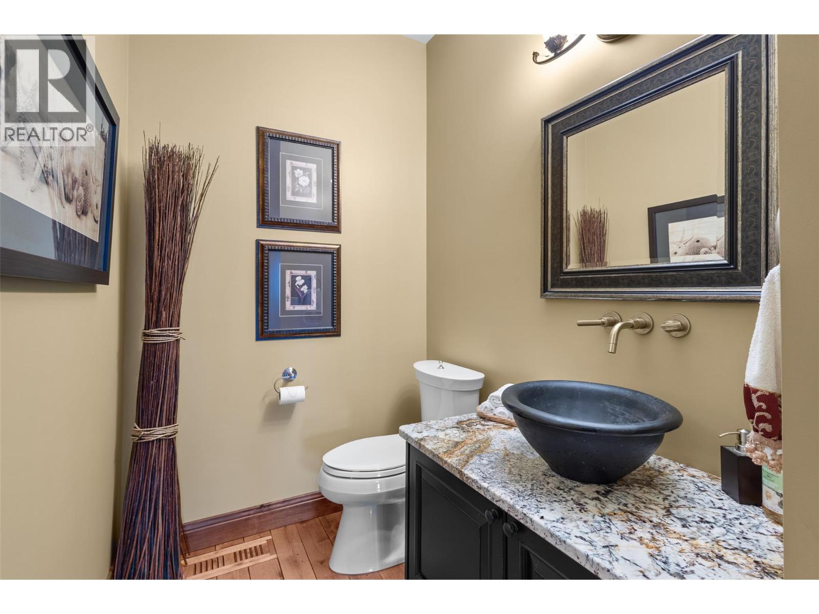  14911 Oyama Road, Oyama