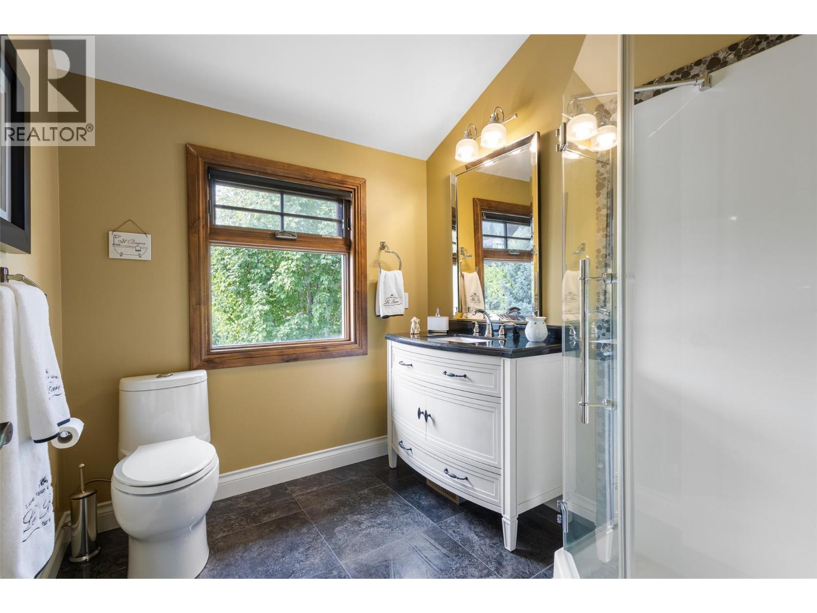  14911 Oyama Road, Oyama