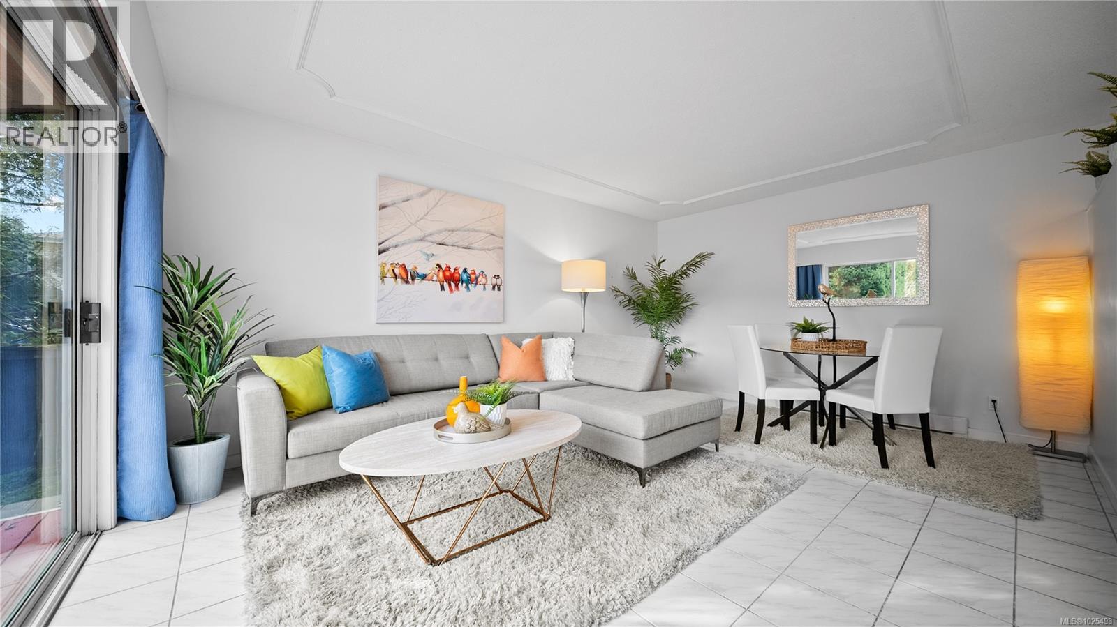 1 3274 Rutledge Street, Saanich