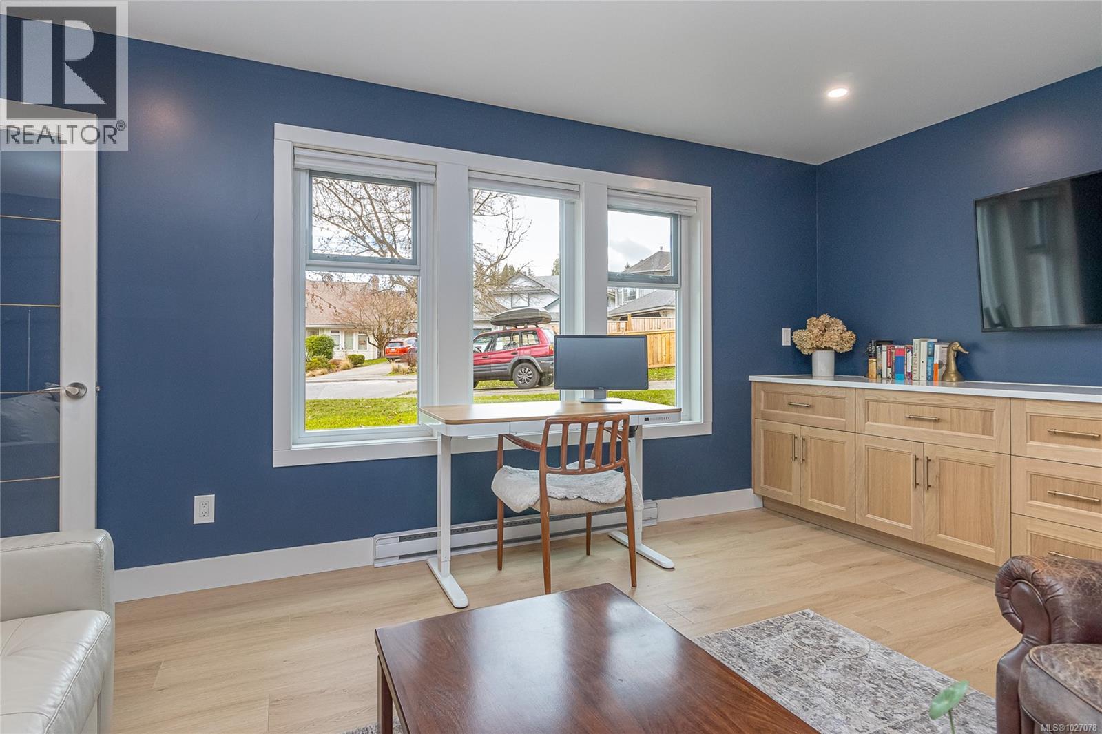 2060 BERKSHIRE PL - 17