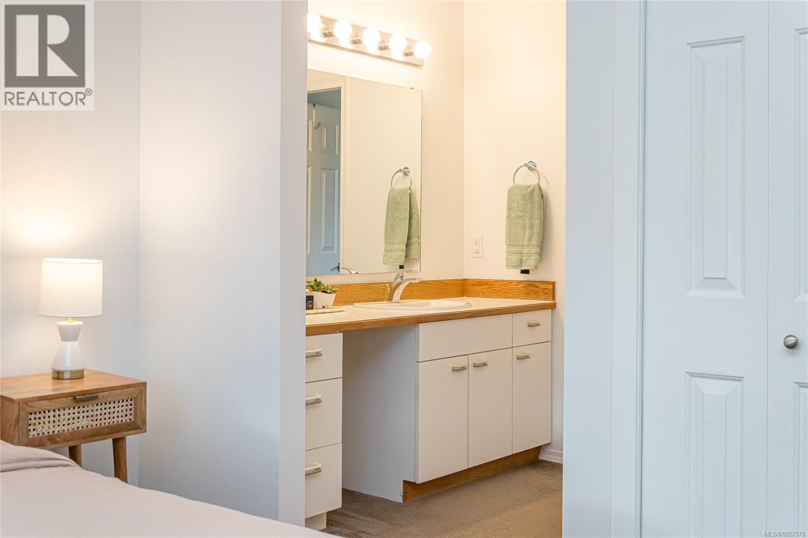 2060 BERKSHIRE PL - 34