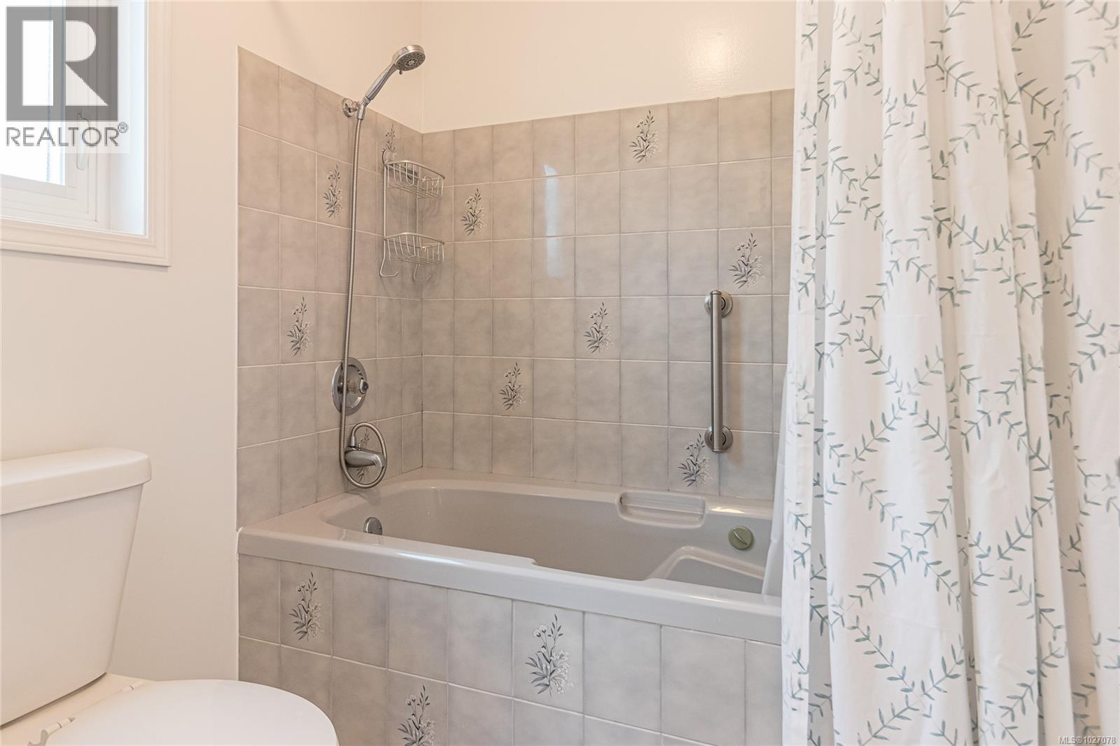 2060 BERKSHIRE PL - 35