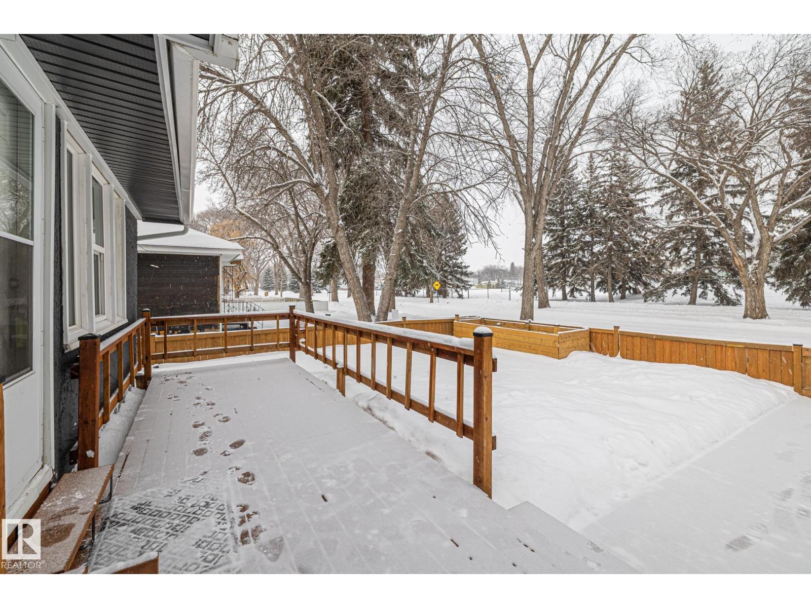 
          5911 119 AV NW
            <br/>
            <span>Edmonton</span>
            , 
            <span>AB</span>
             <span>T5W1J5</span>
         - Photo 35