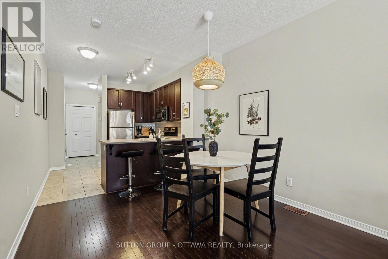 340 LONDON TERRACE - 11