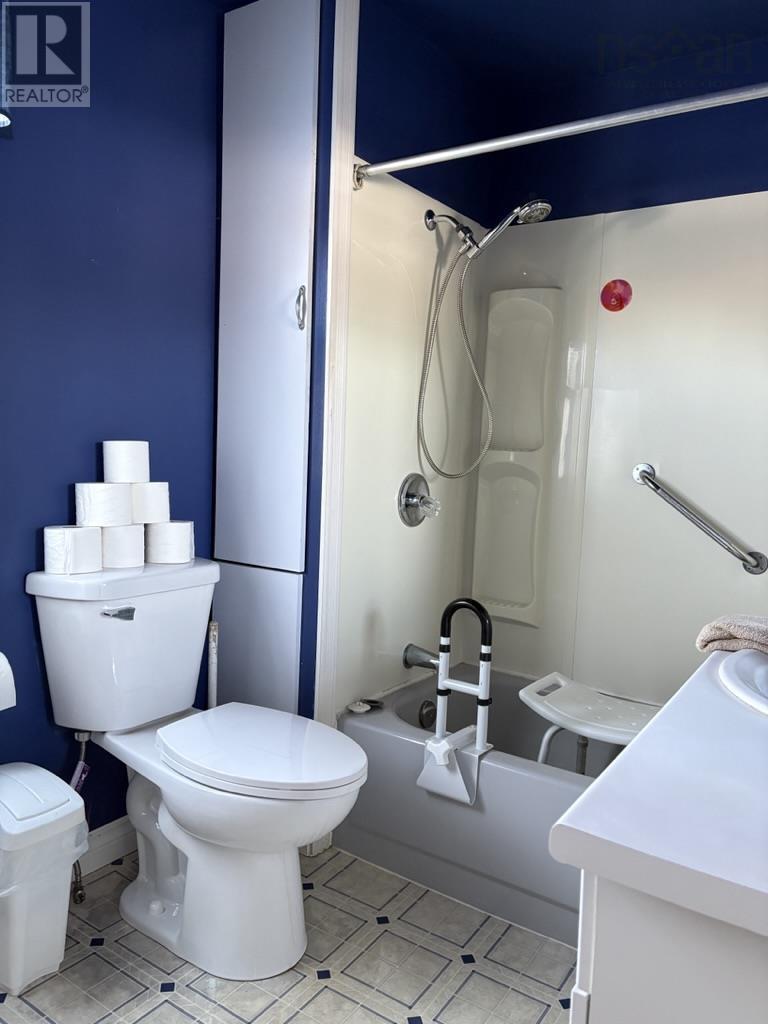 Property 16 of 25 of 1759 Temperance Street