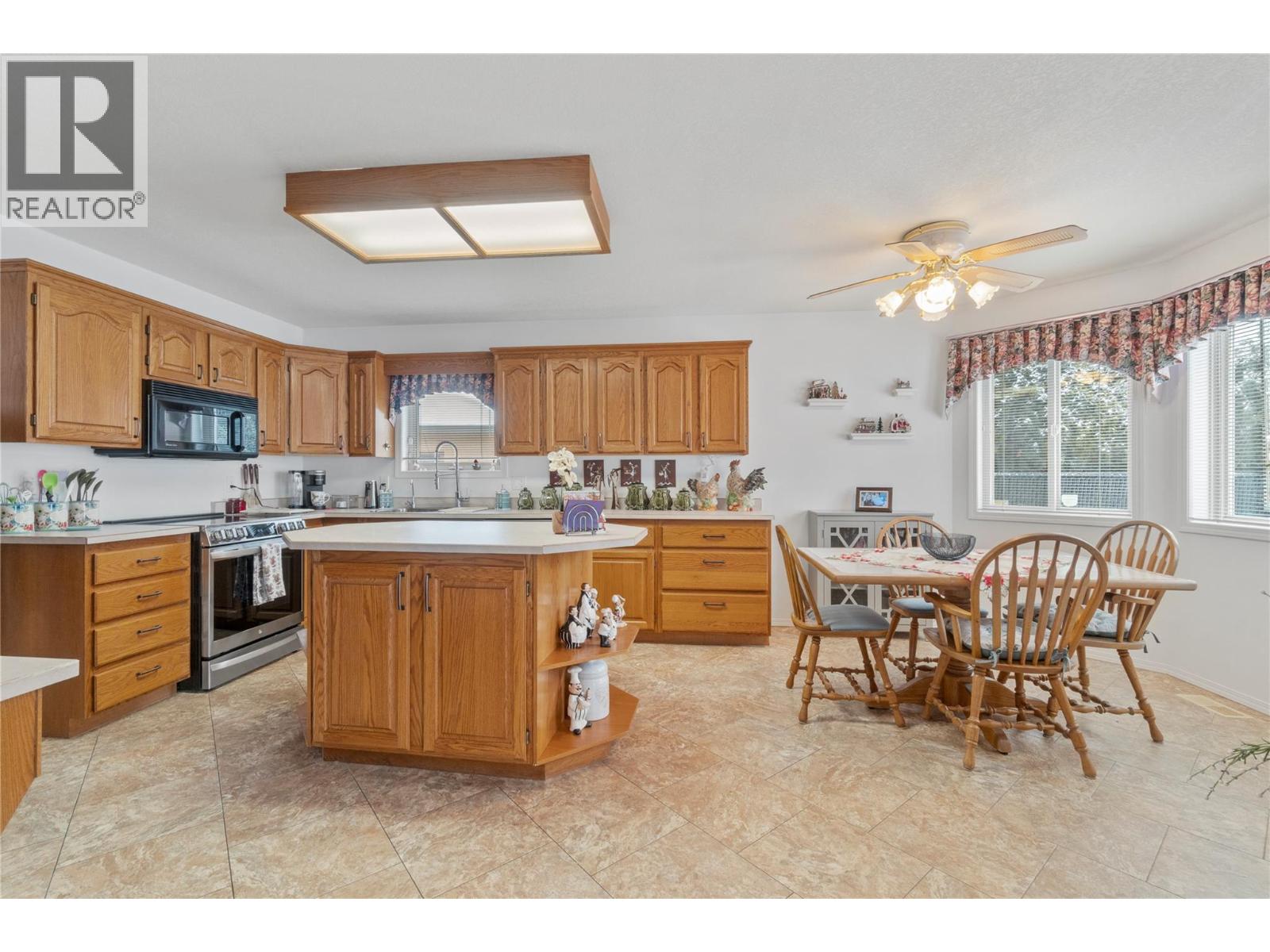 15 2595 Catherine Place, Armstrong