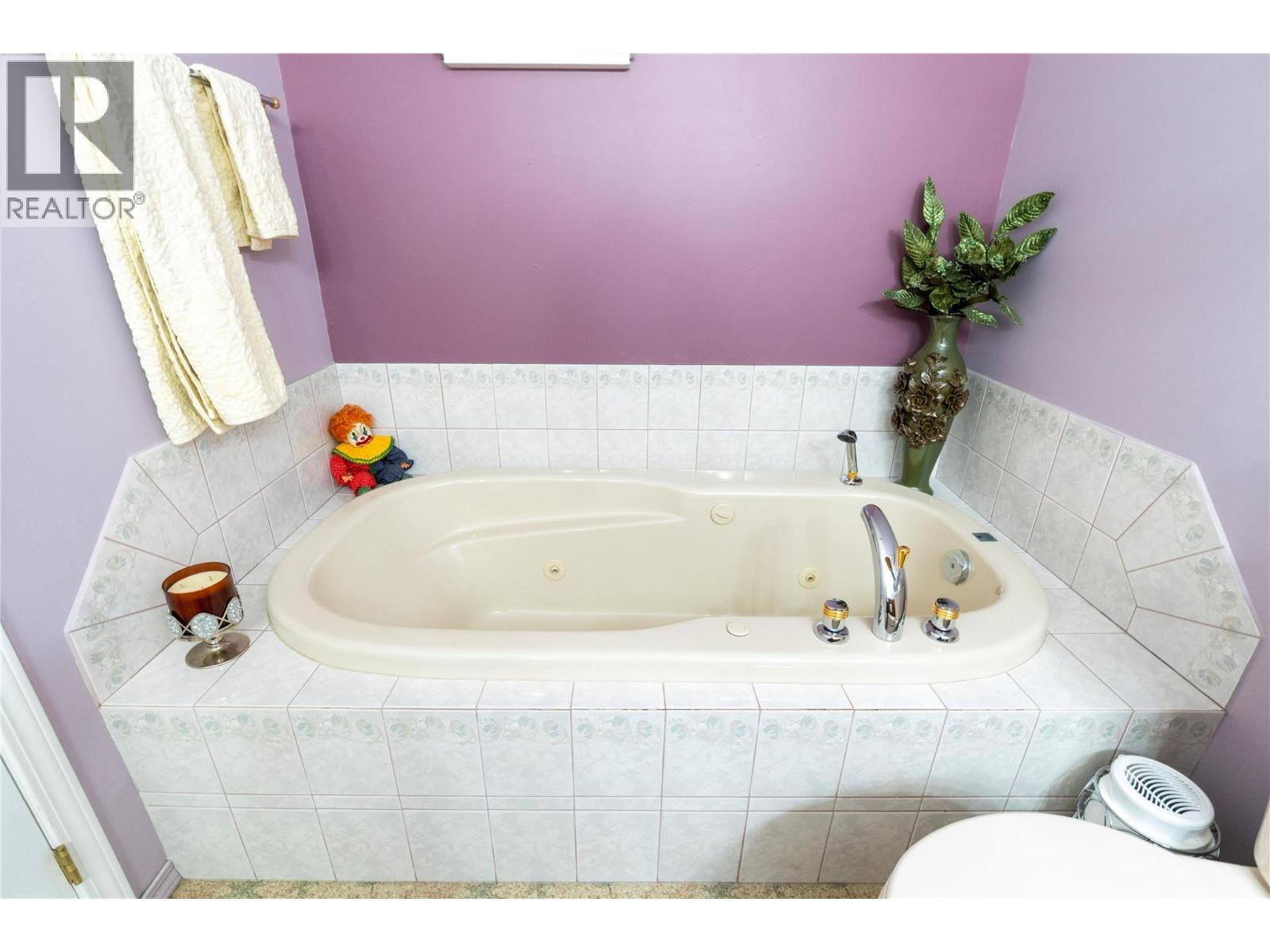 15 2595 Catherine Place, Armstrong