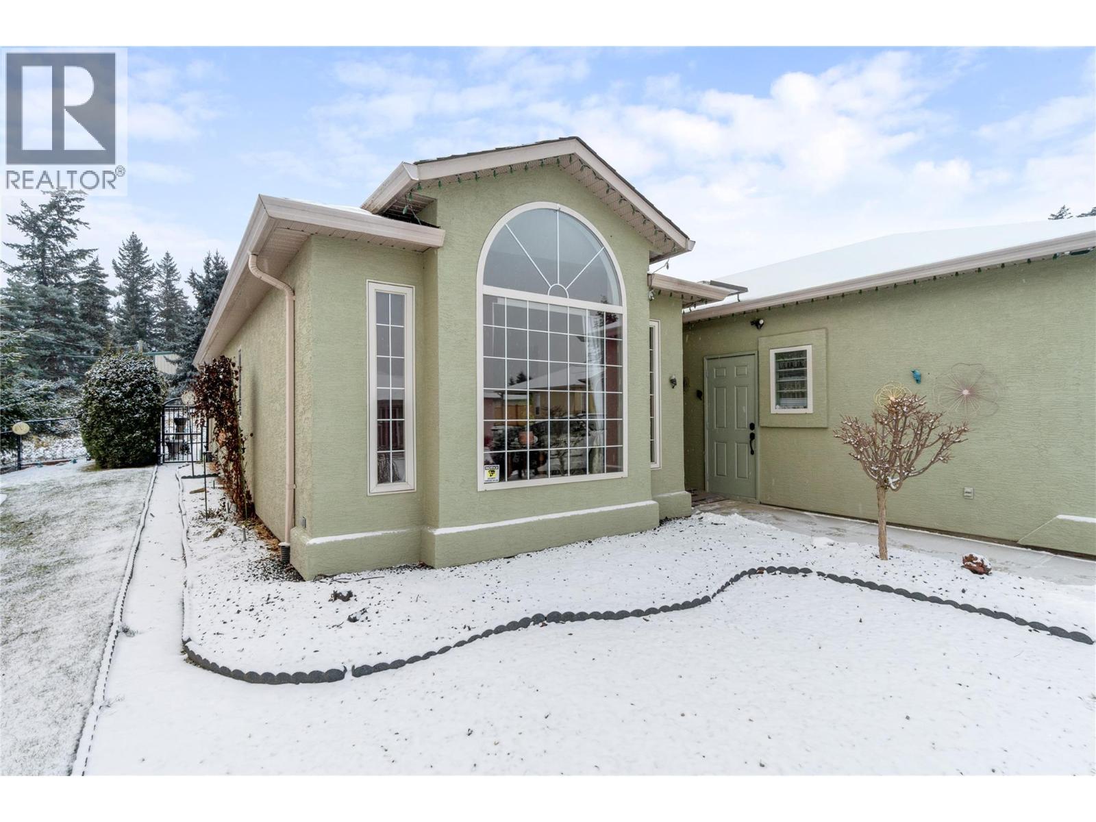 15 2595 Catherine Place, Armstrong