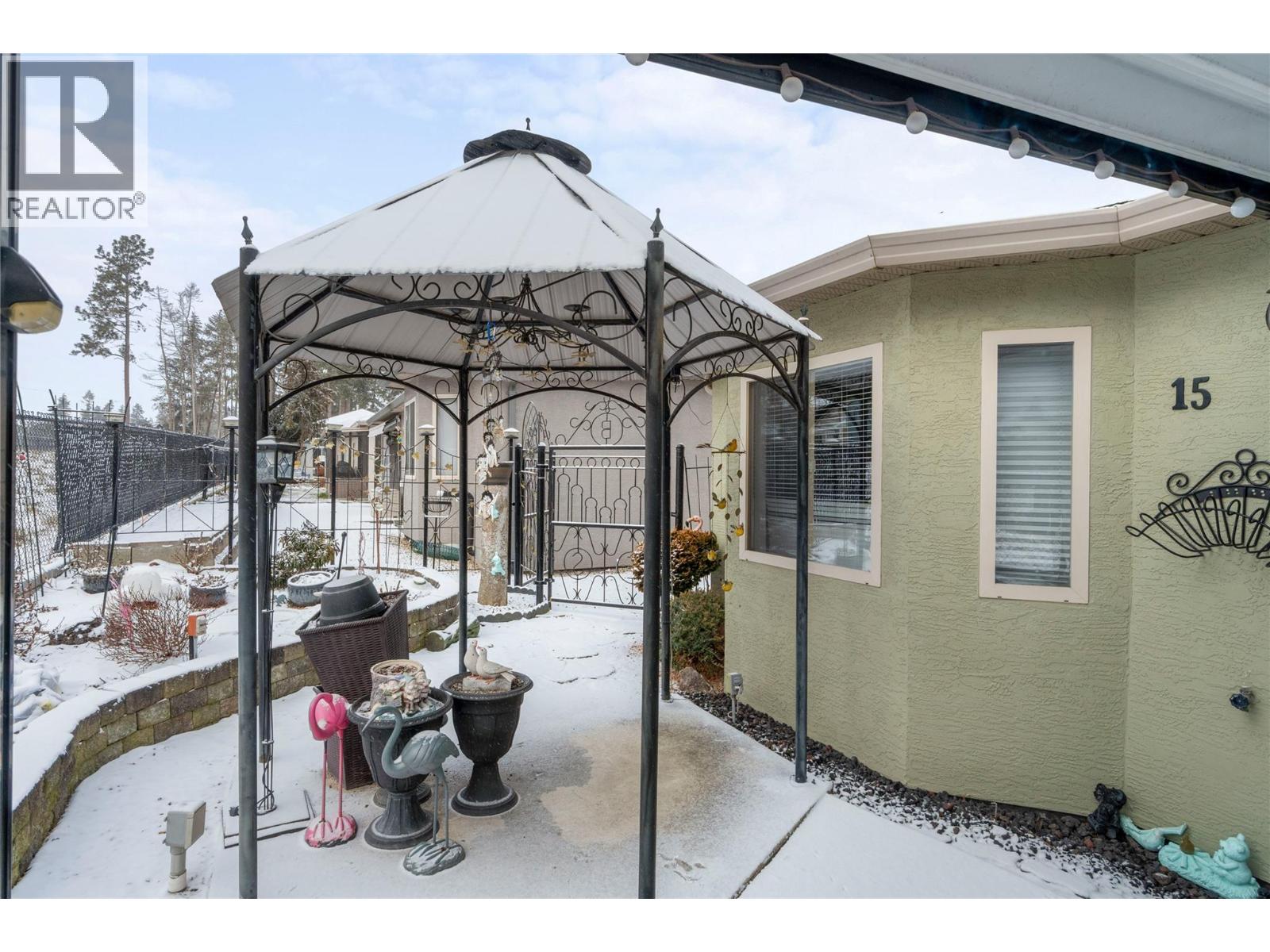 #15 2595 Catherine Place - 54