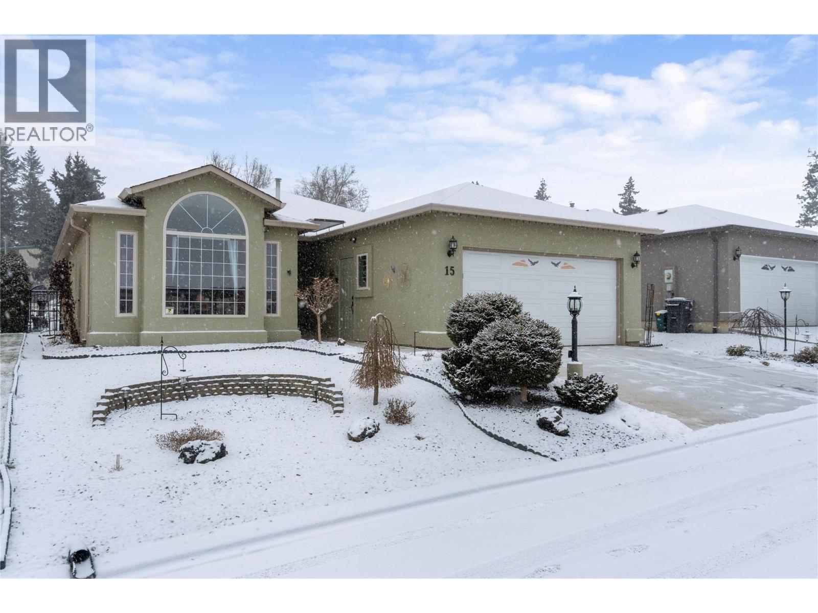 15 2595 Catherine Place, Armstrong