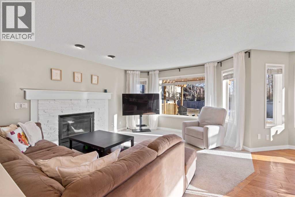 21 Wilson Road NE - Photo 5 of 37, Langdon, Alberta