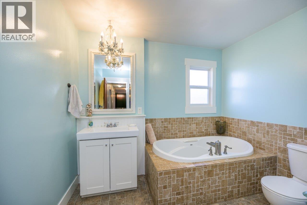 5503 CRANBROOK HILL ROAD, Prince George