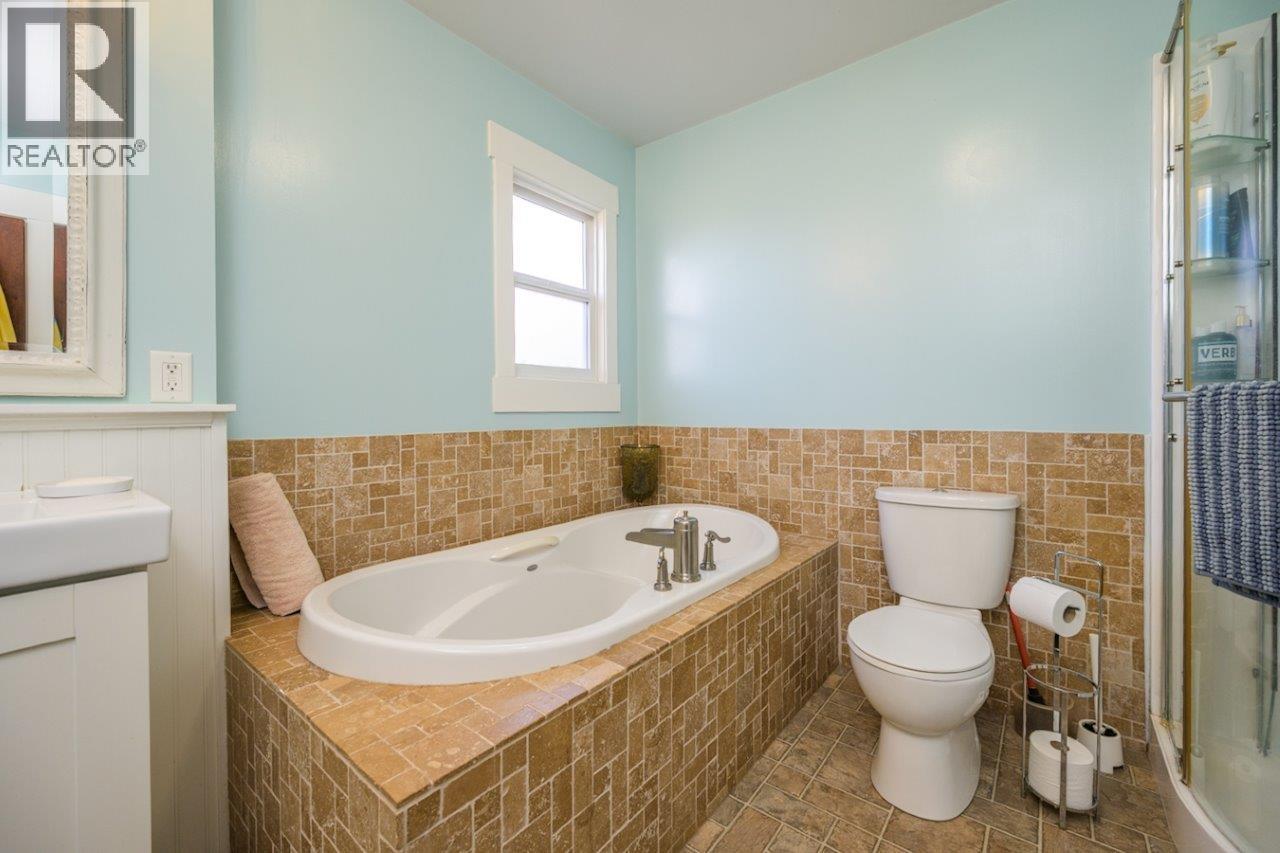 5503 CRANBROOK HILL ROAD, Prince George