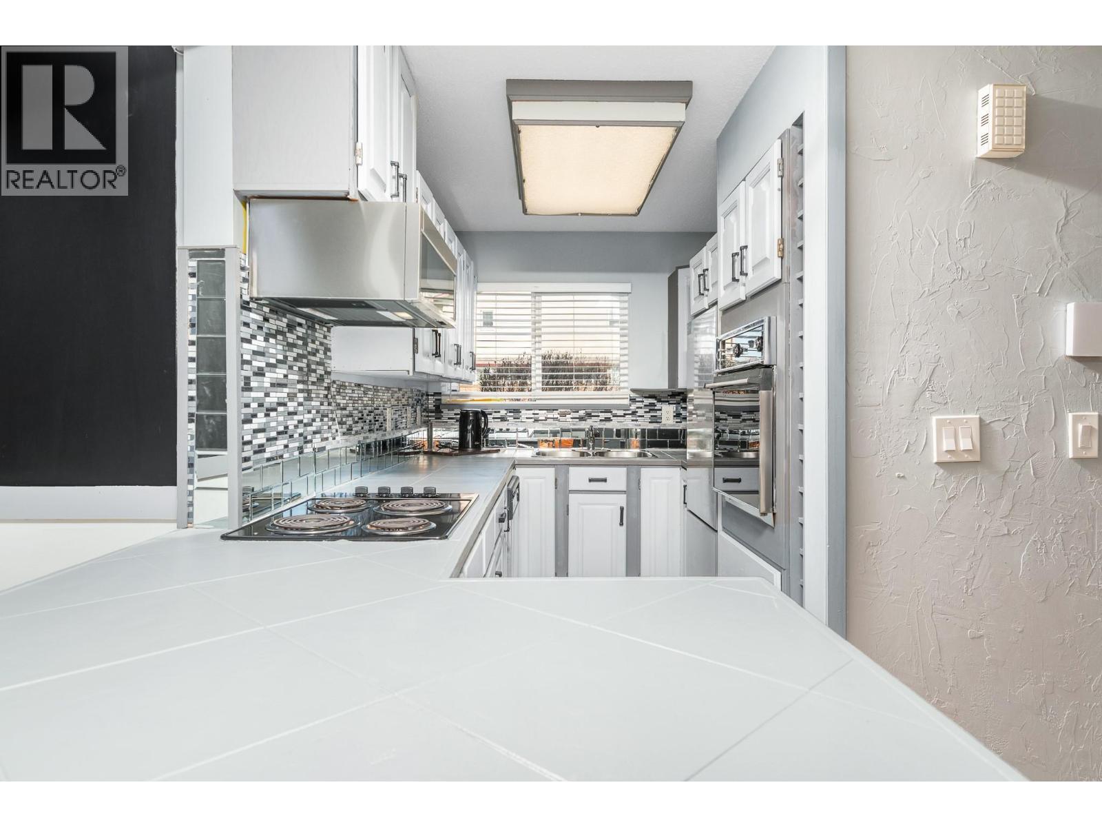 8 5300 25 Avenue, Vernon