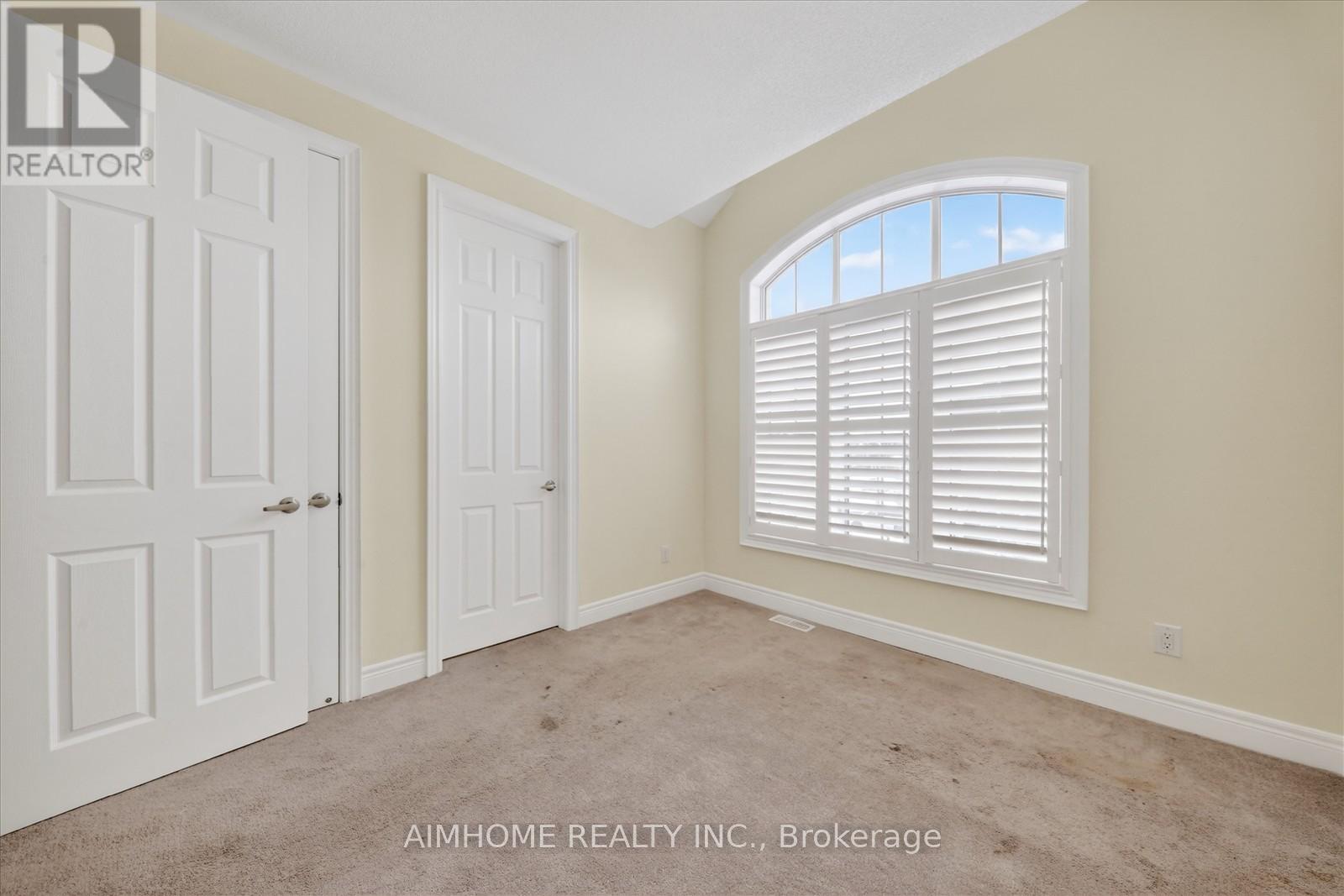 94 BRABIN CIRCLE - 28