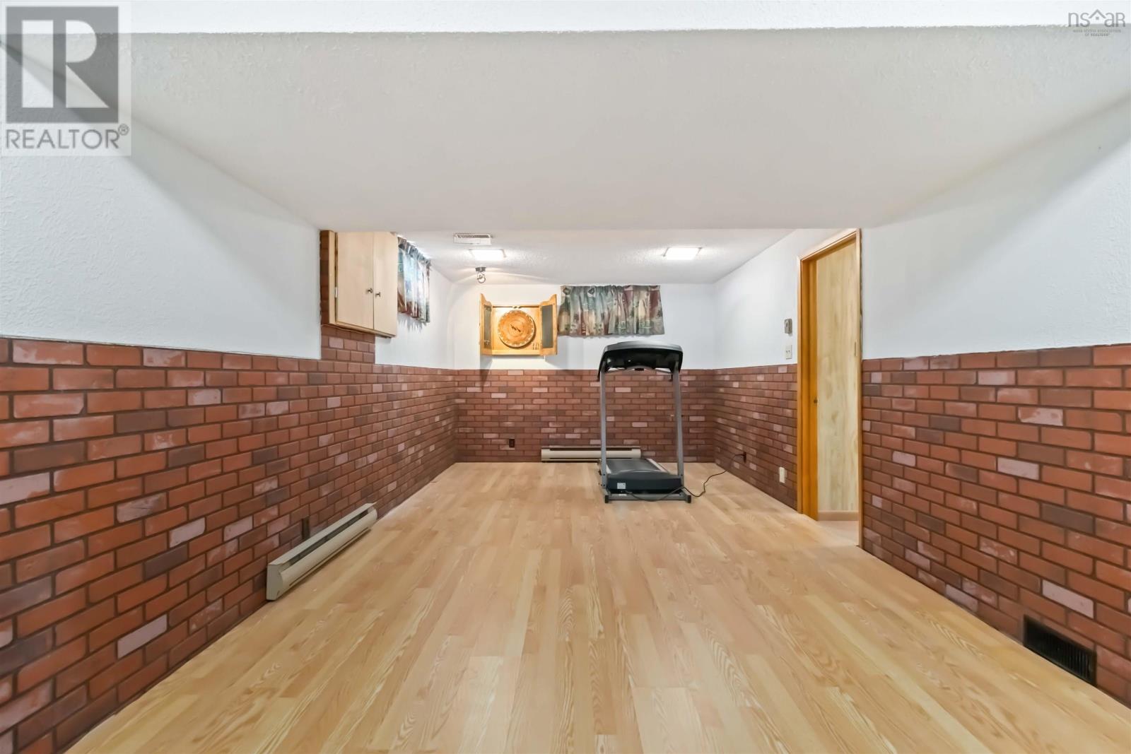 Property 18 of 32 of 88 Beaumont Drive