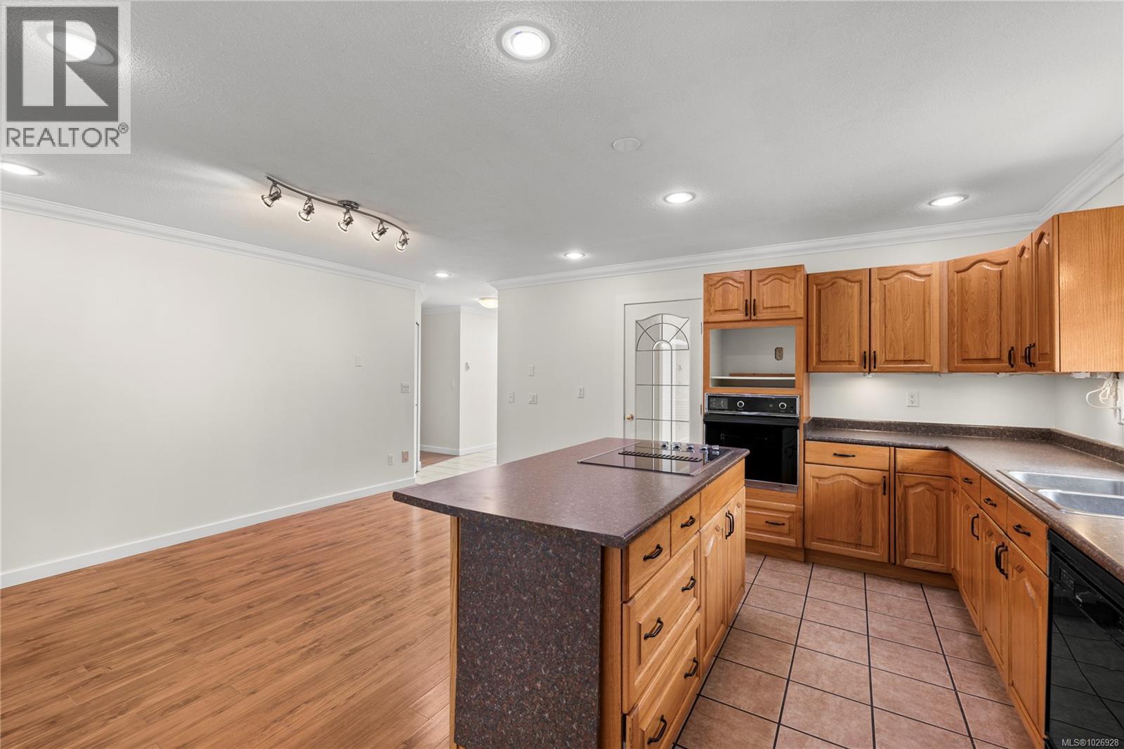 559 HOLLYWOOD RD - 14