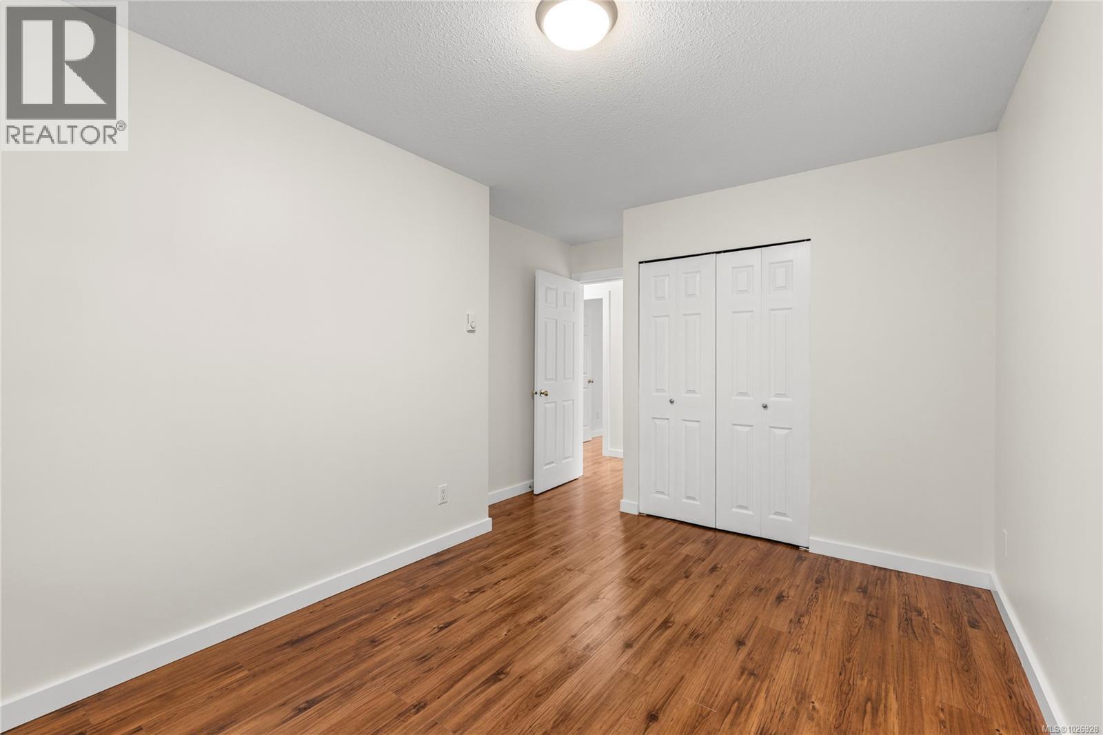 559 HOLLYWOOD RD - 20