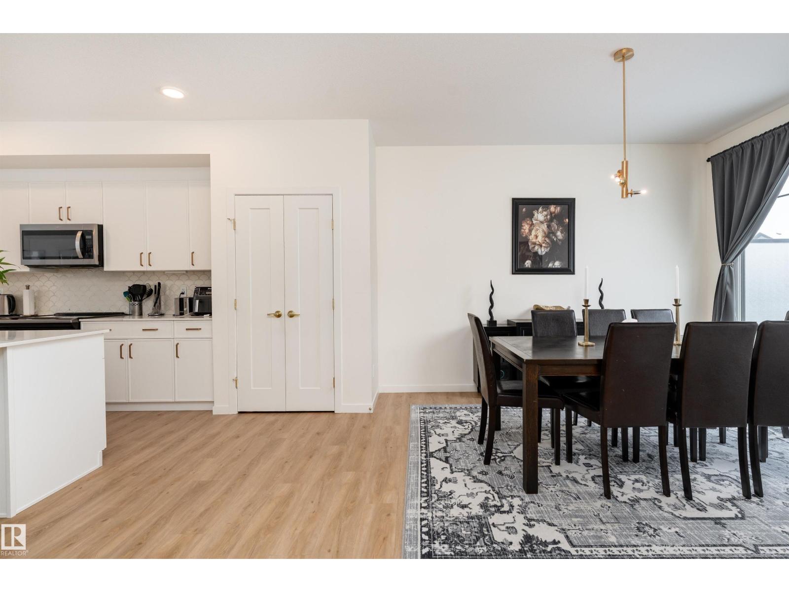 427 39 ST SW - 10