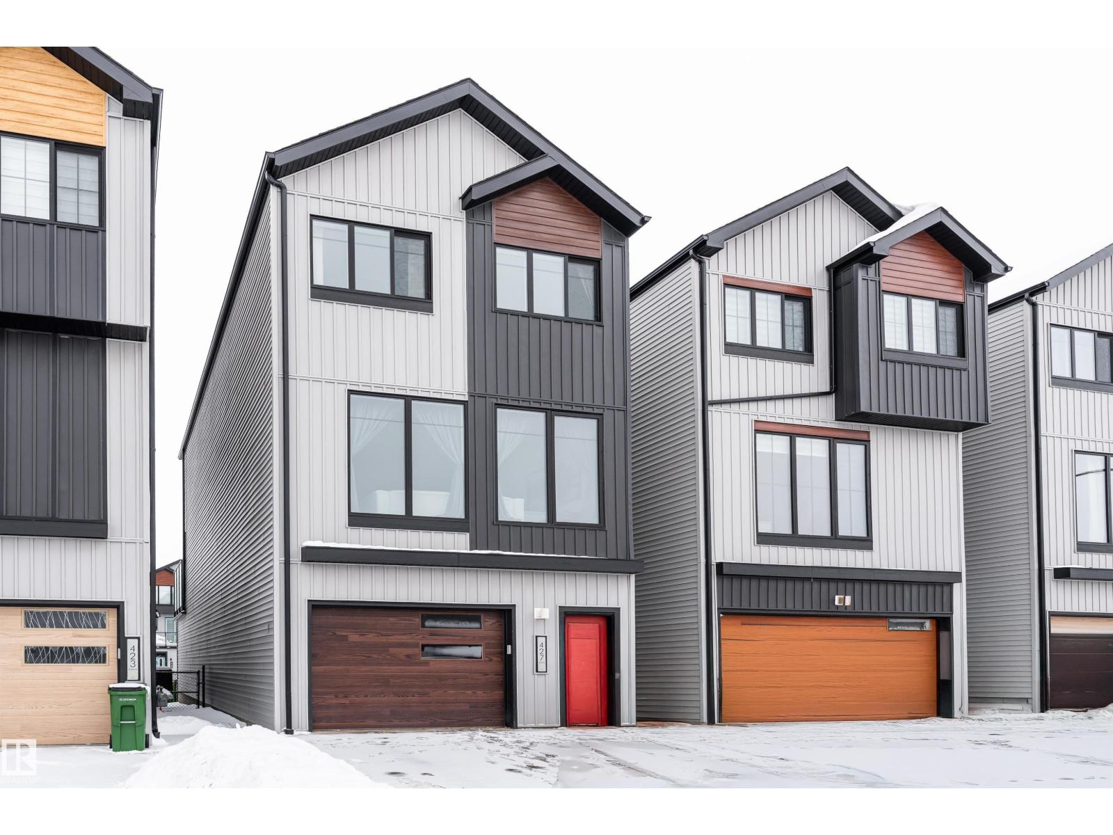 427 39 ST SW - 41