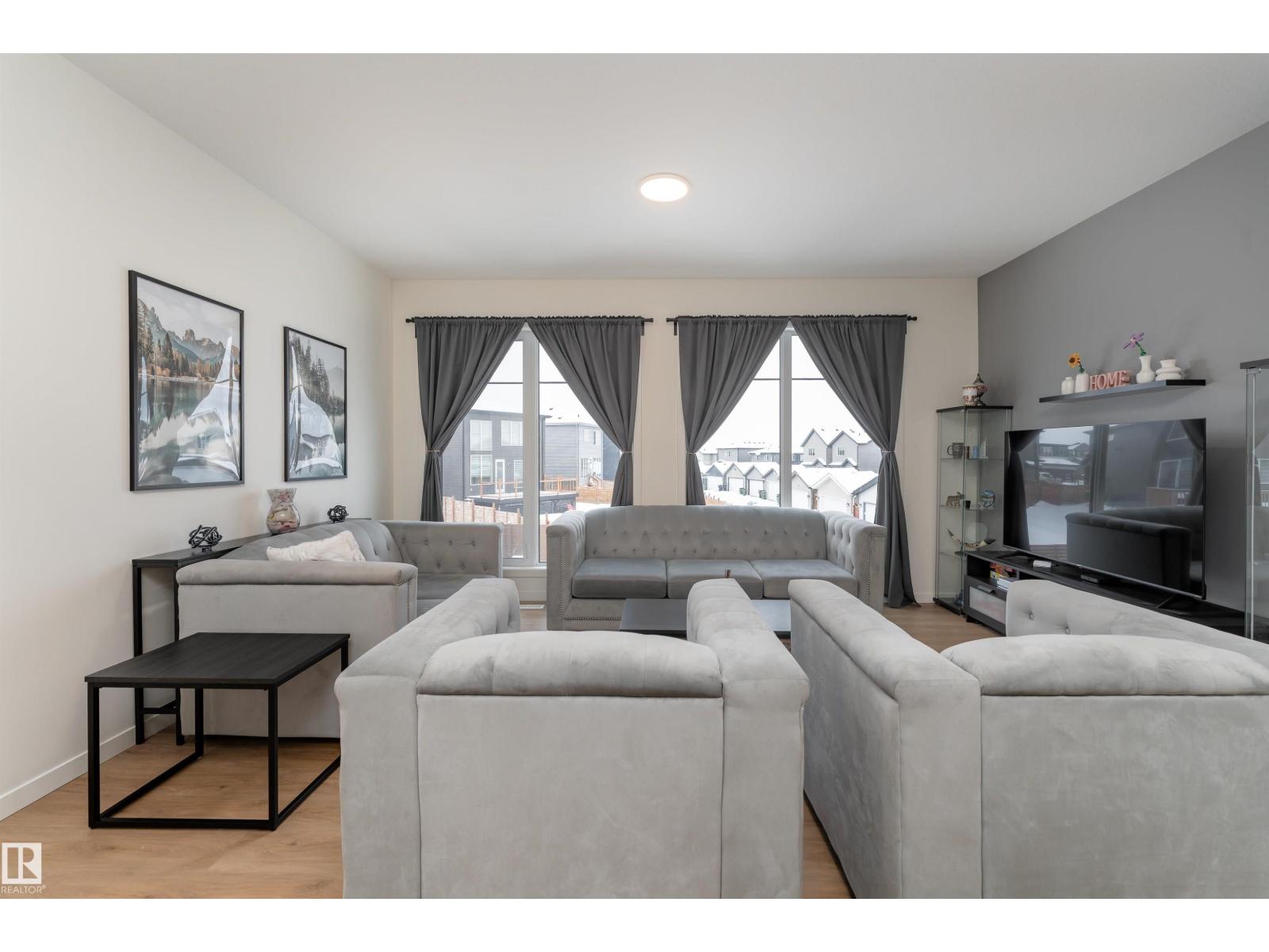 427 39 ST SW - 17