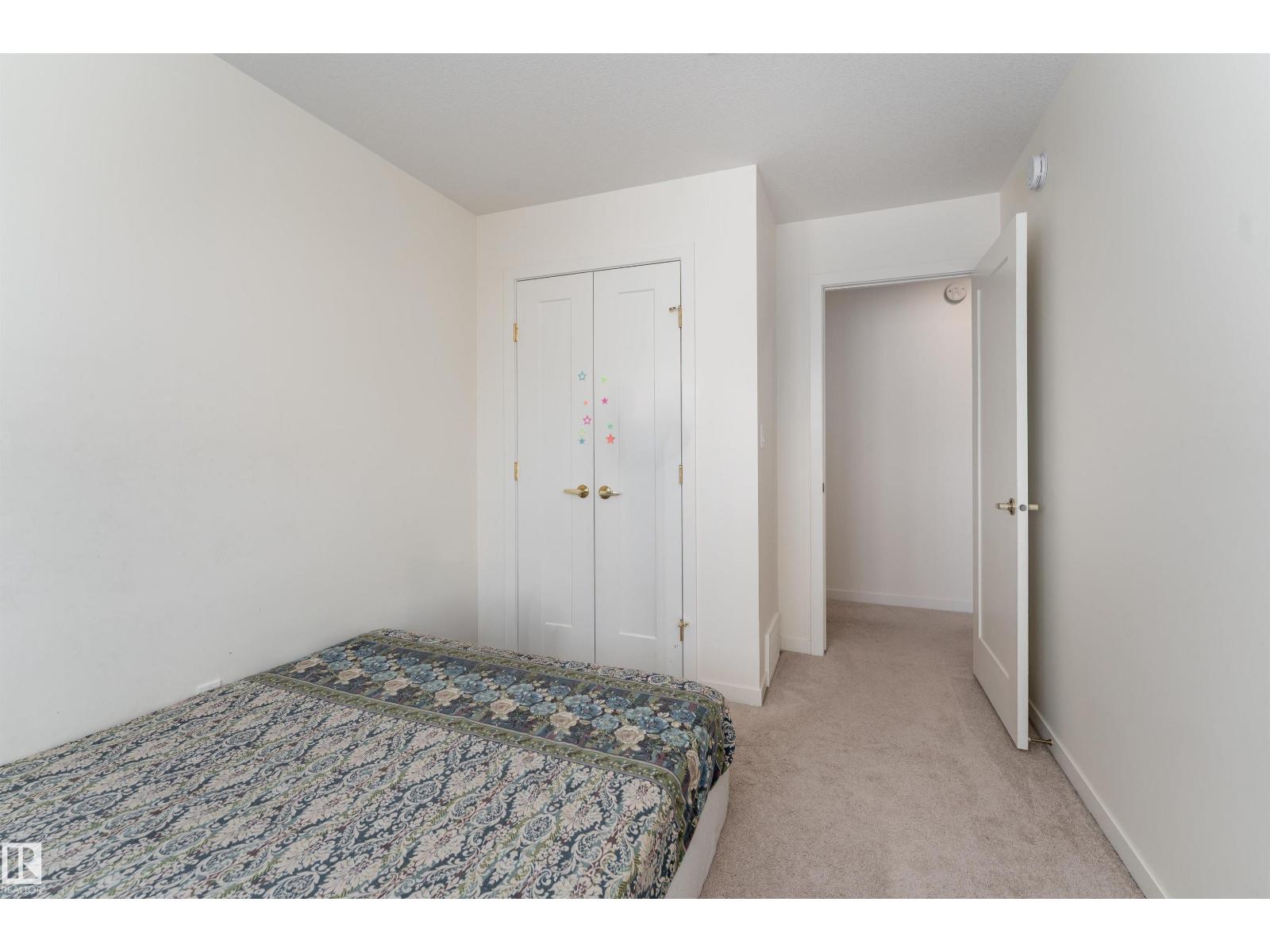 427 39 ST SW - 34